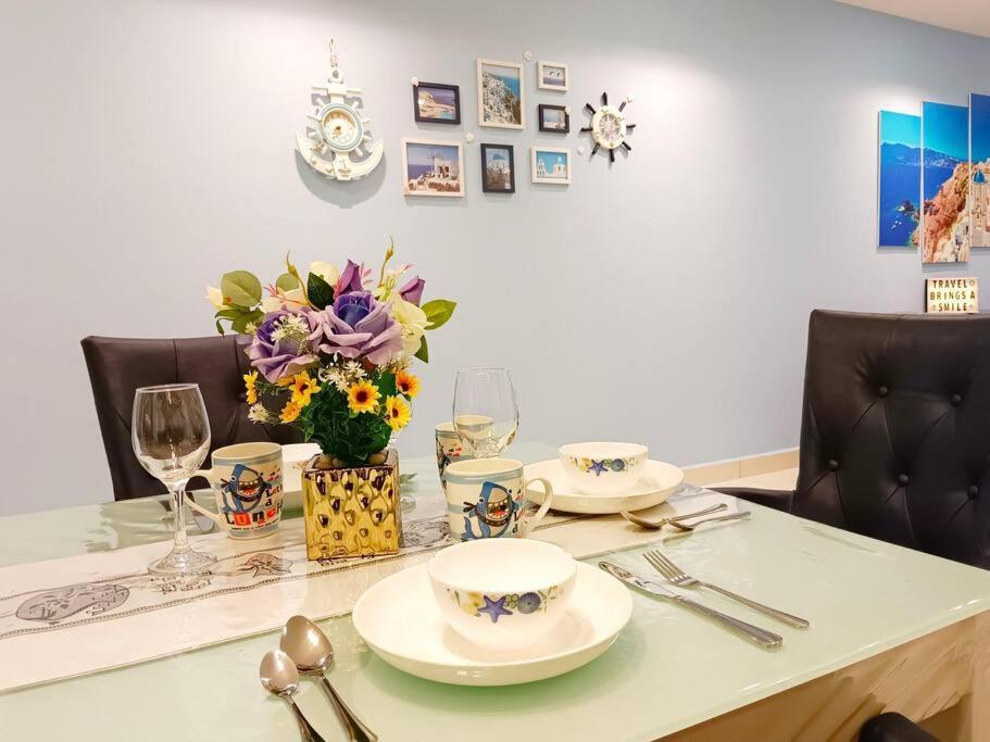 Ksl Daya 3br 10pax, Ikea, Austin By Hint Apartment