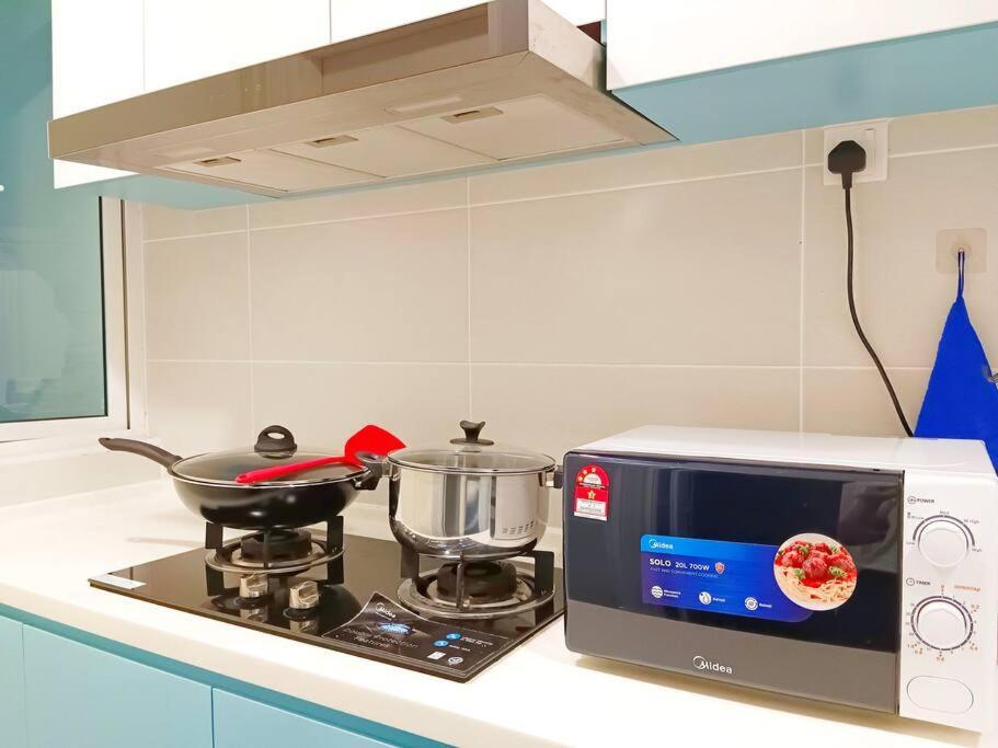 Ksl Daya 3br 10pax, Ikea, Austin By Hint Johor Bahru